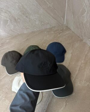 Loro Piana Pet Zwart