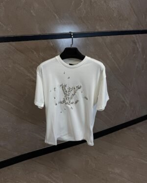Louis Vuitton White T-Shirt, Big Logo