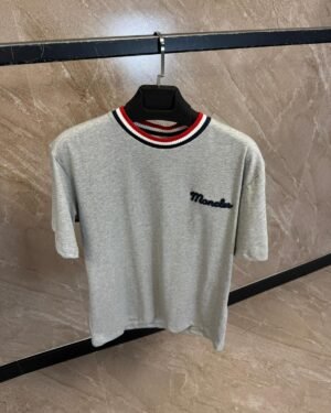 Moncler T-Shirt Grey, Rand Kraag