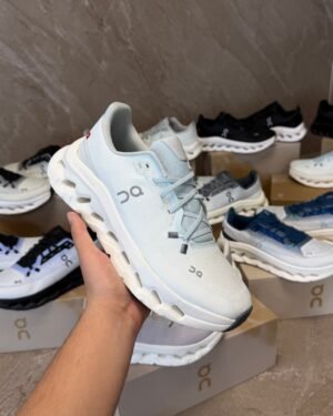 On Cloudtilt Sneaker Light Blue