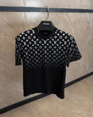 Louis Vuitton Monogram T-Shirt Black