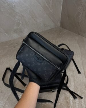 Louis Vuitton Outdoor Messenger Bag Black