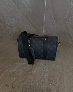 Louis Vuitton Keepall Bandoulière 25 Black Monogram