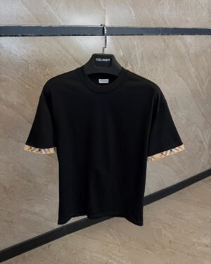 Burberry T-Shirt Arm Black
