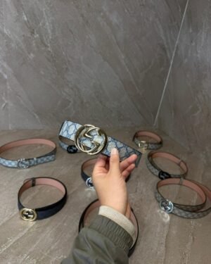 Gucci Blue Riem, Goude Logo