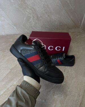 Gucci GG Embossed Leather Low-Top Sneakers Black