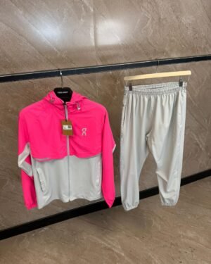 On Running Core Trainingspak Pink / Grey
