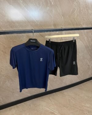 On Running Core Zomerset Navy Blue