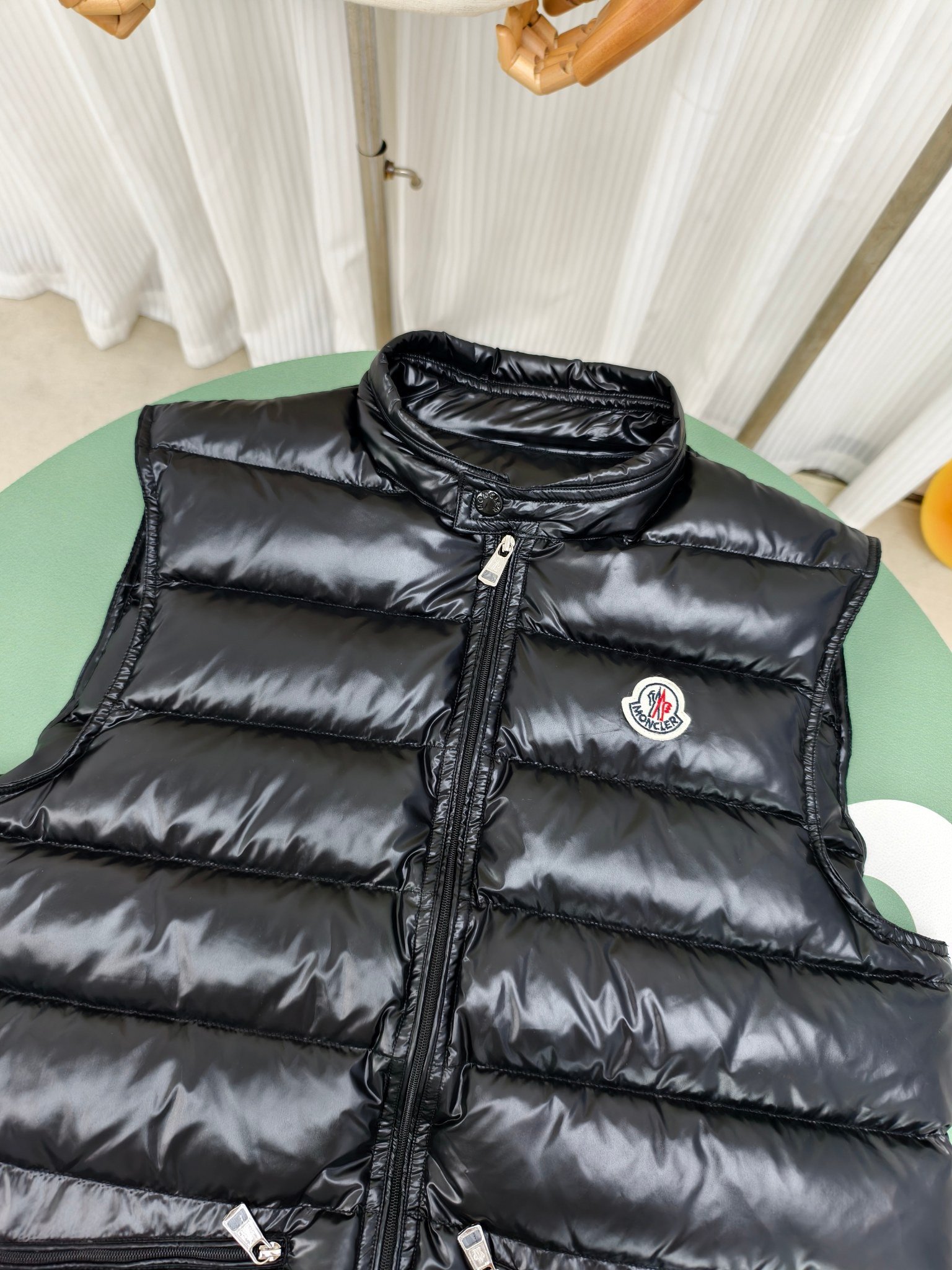 Moncler Gui Gewatteerde Bodywarmer Black