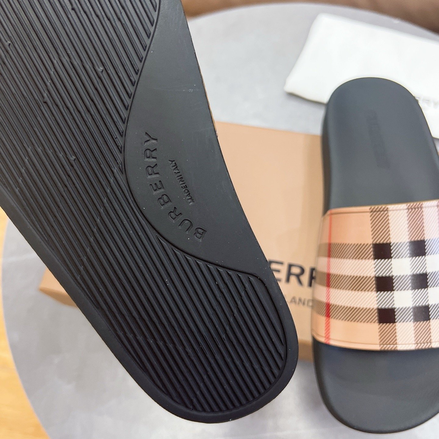 Burberry Furley Check Slippers Beige