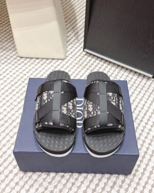 Dior Alpha Slippers Black-Beige