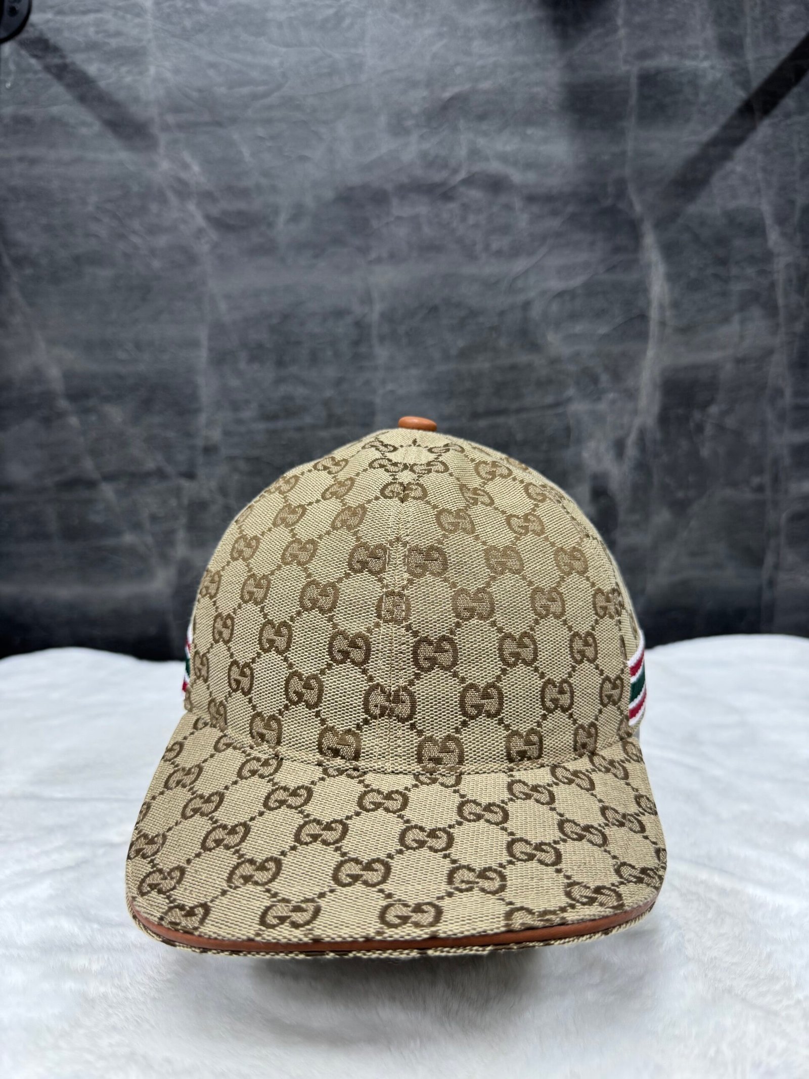Gucci GG Pattern Cap Beige With White Red Black Lines