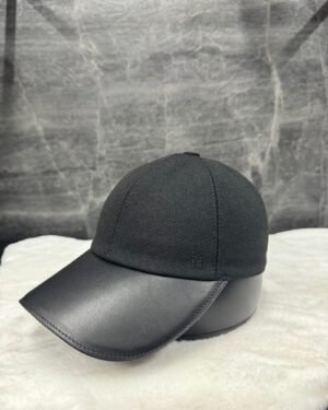 Hermes H Caps Black