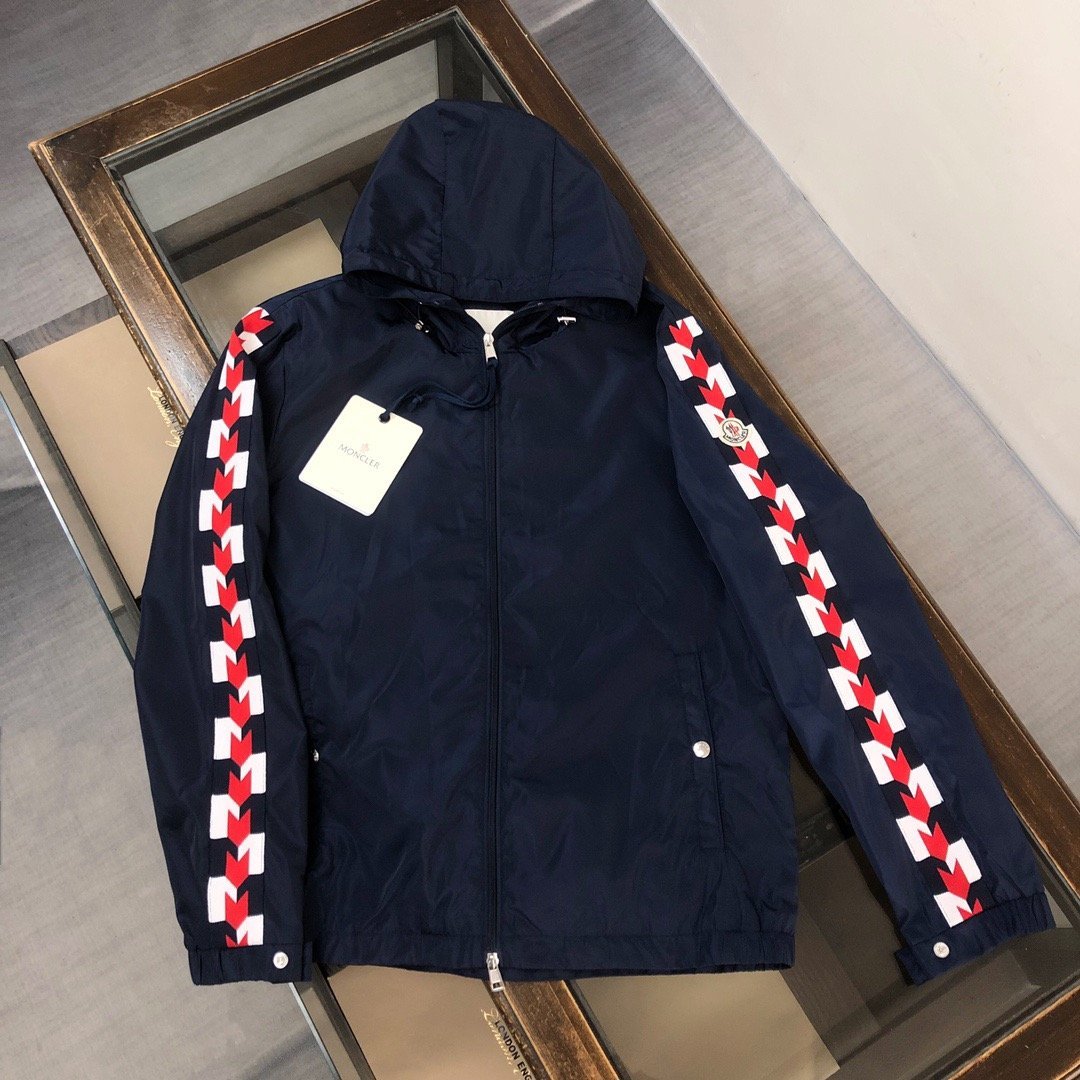 Moncler Moyse Windbreaker Navy Blue