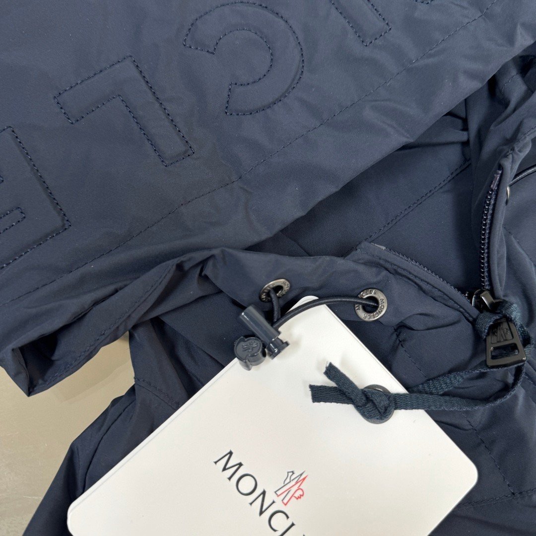 Moncler Sassiere Windbreaker Navy Blue