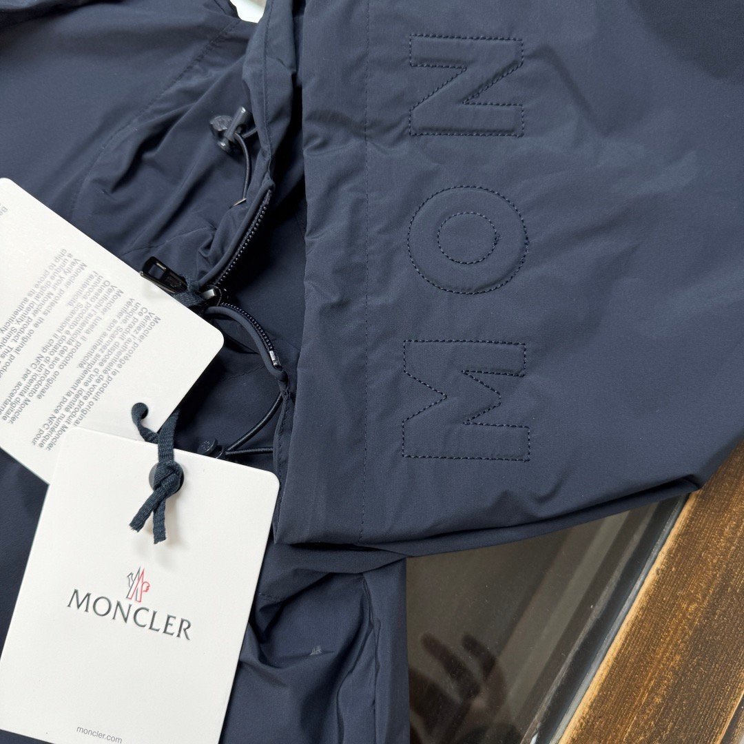 Moncler Sassiere Windbreaker Navy Blue