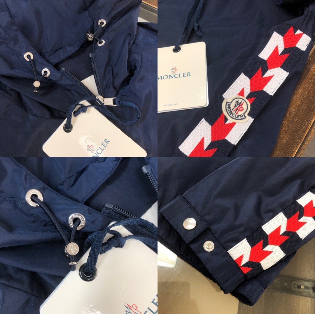 Moncler Moyse Windbreaker Navy Blue
